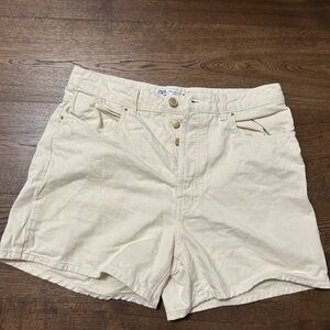 ZARA cream jorts